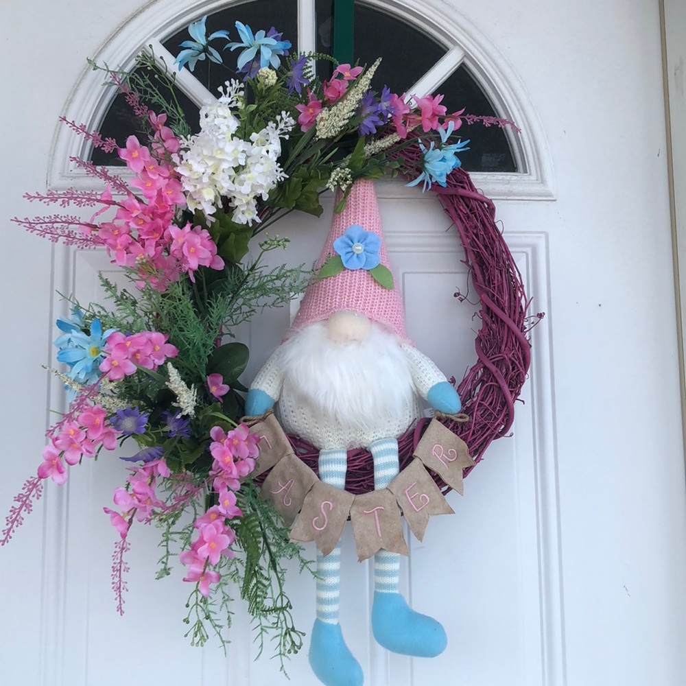 Easter gnome wreath